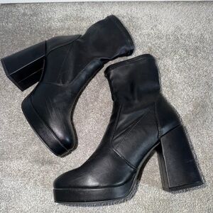 New Look Sleek Black Heeled Boots